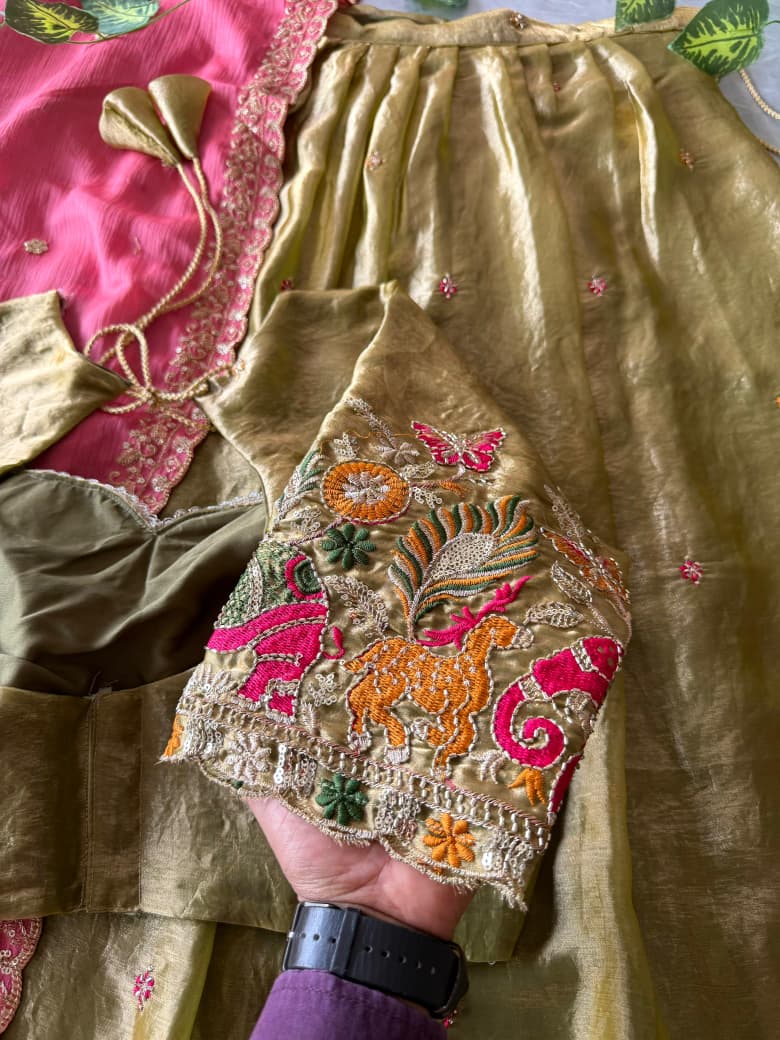 Pipe Embroidery Animal Theme Halfsaree Lehenga with Scalloped Dupatta