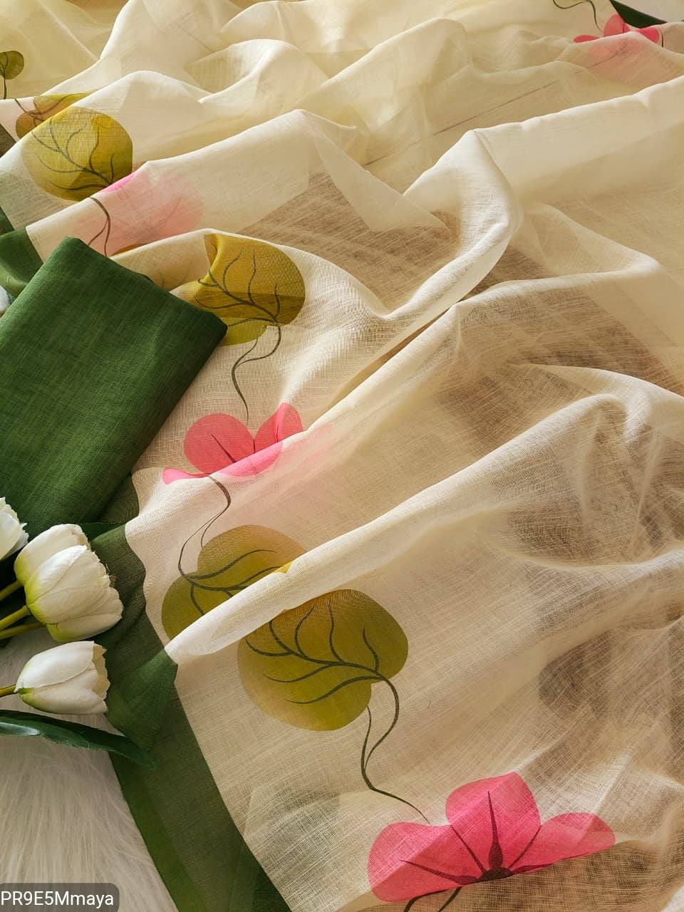 Plain Linen Digital Print Saree with Blouse