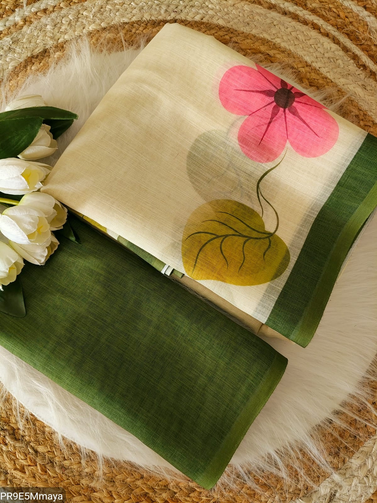 Plain Linen Digital Print Saree with Blouse