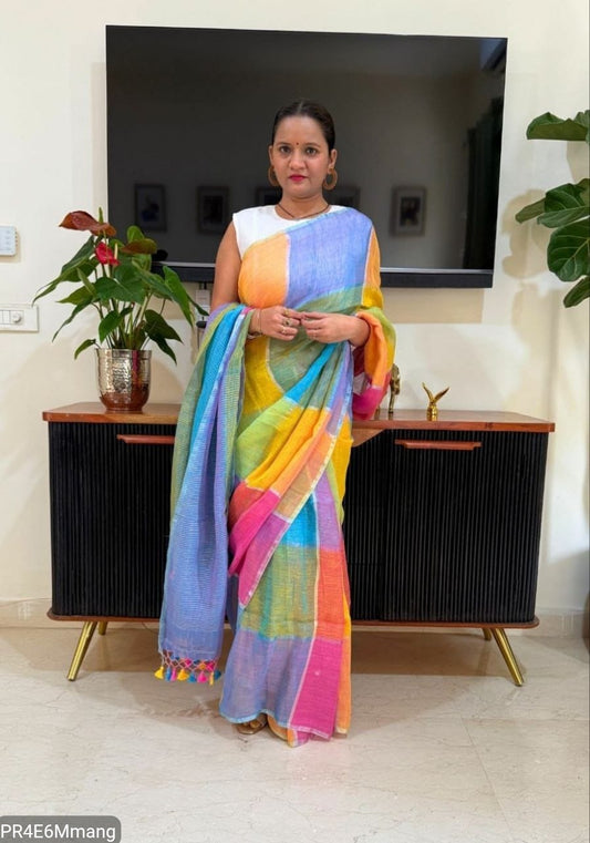 Plain Linen Saree with Printed Fumka Latakan & Satin Blouse