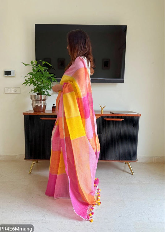 Plain Linen Saree with Printed Fumka Latakan & Satin Blouse