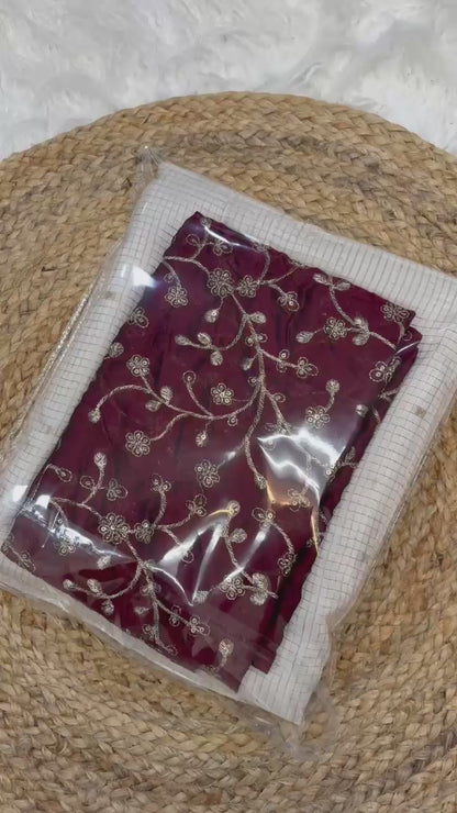 Russian Dola Chex Viscose Saree with Rangoli Embroidered Blouse