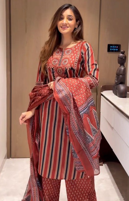 Procin Printed Cotton Suit Set with Katha, Mirror & Funda Work