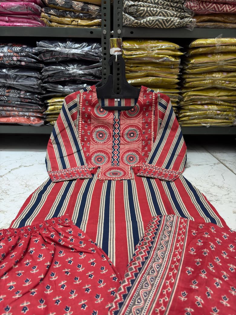 Procin Printed Cotton Suit Set with Katha, Mirror & Funda Work