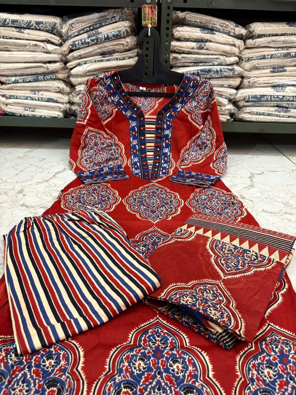 Malmal Rayon Kurti Pant Set with Malmal Dupatta & Neck Sequence Work – Sukriti ...