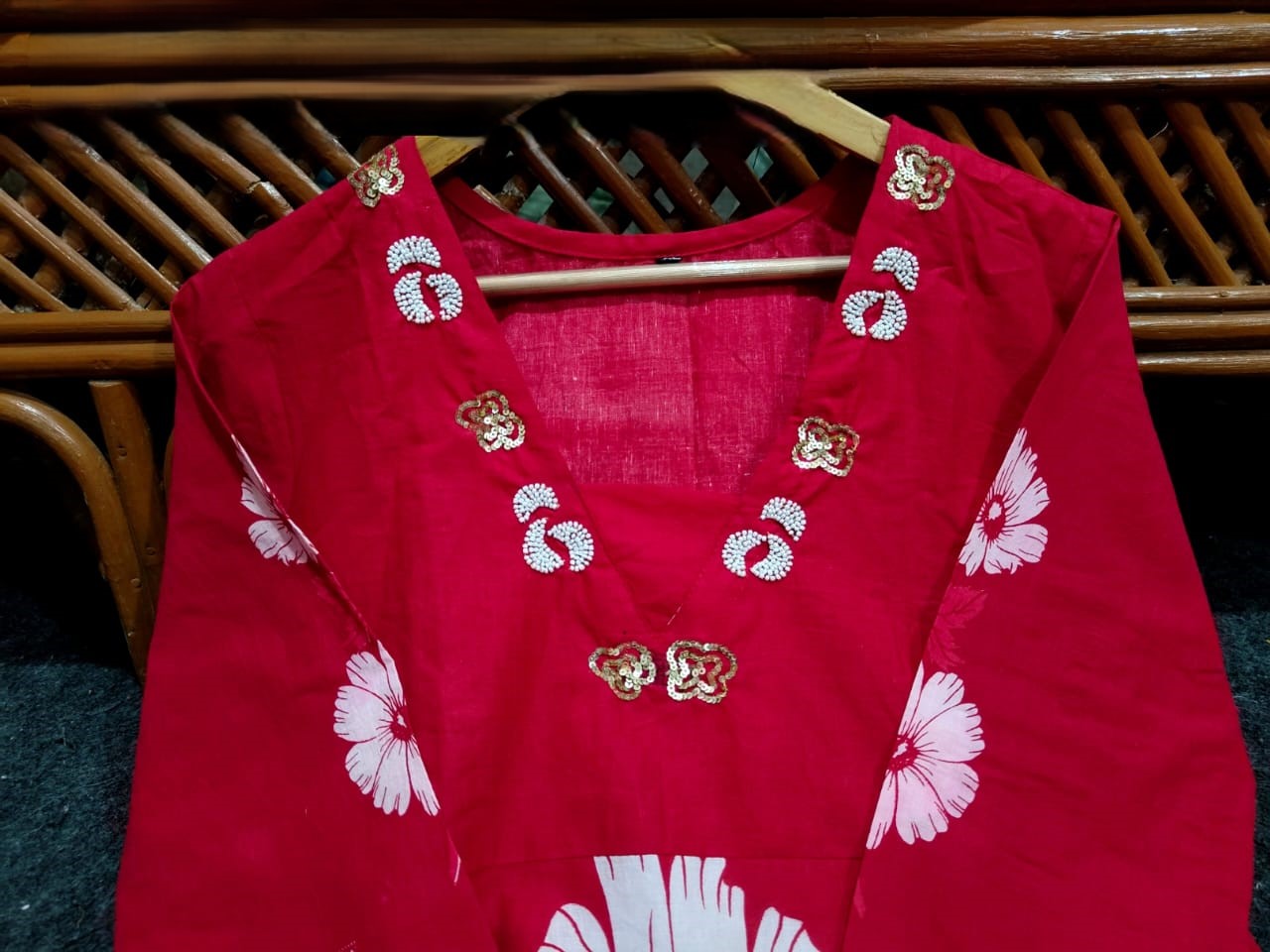 Red Floral Print Cotton Kurti Pant Set with Malmal Dupatta