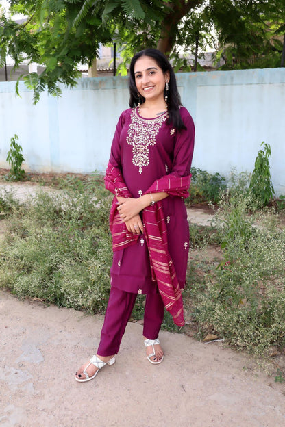 Roman Modal Silk Kurti Pant Set with Gota Patti & Chiffon Jacquard Dupatta