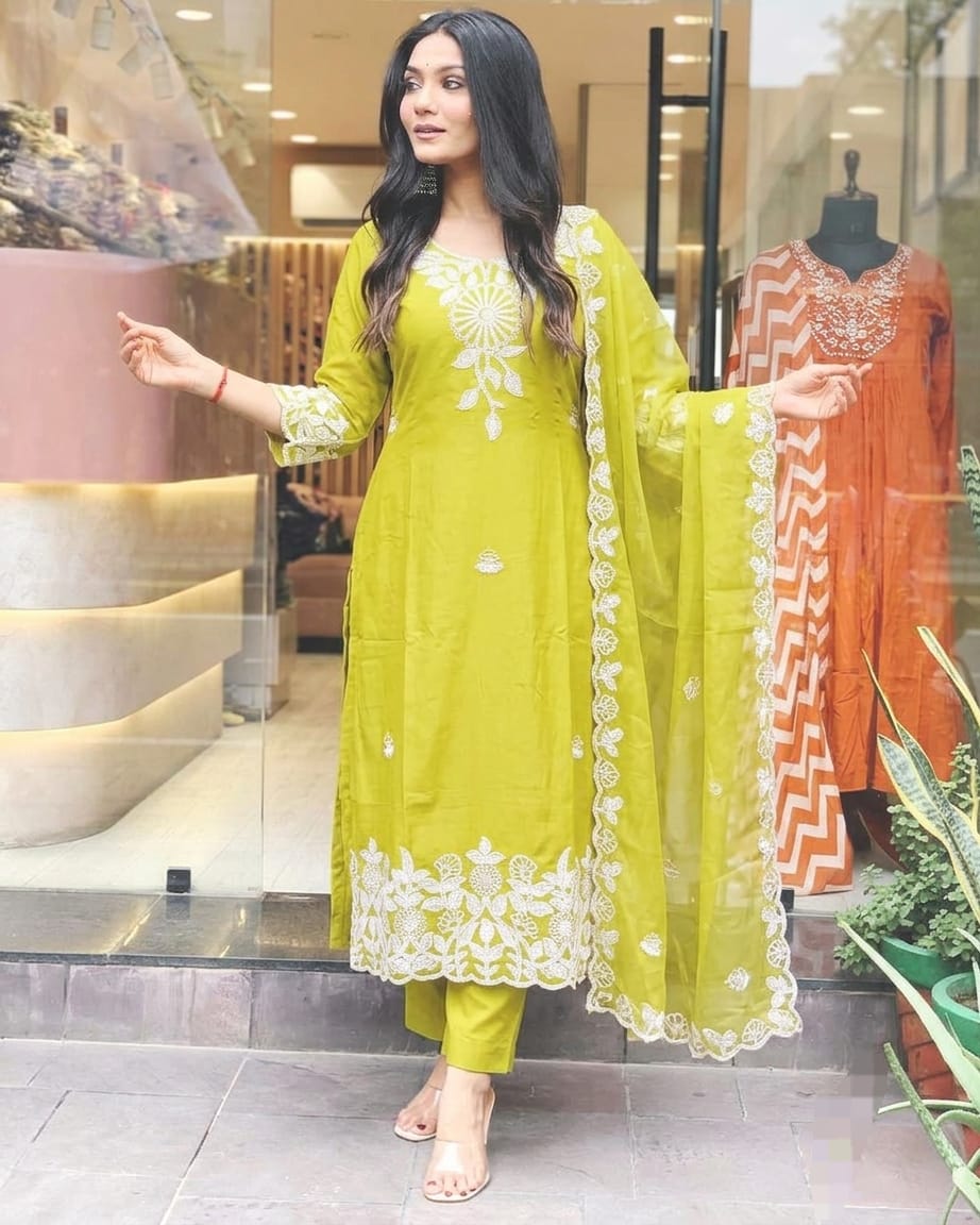 Roman Silk Embroidered 3-Piece Suit Set with Lining