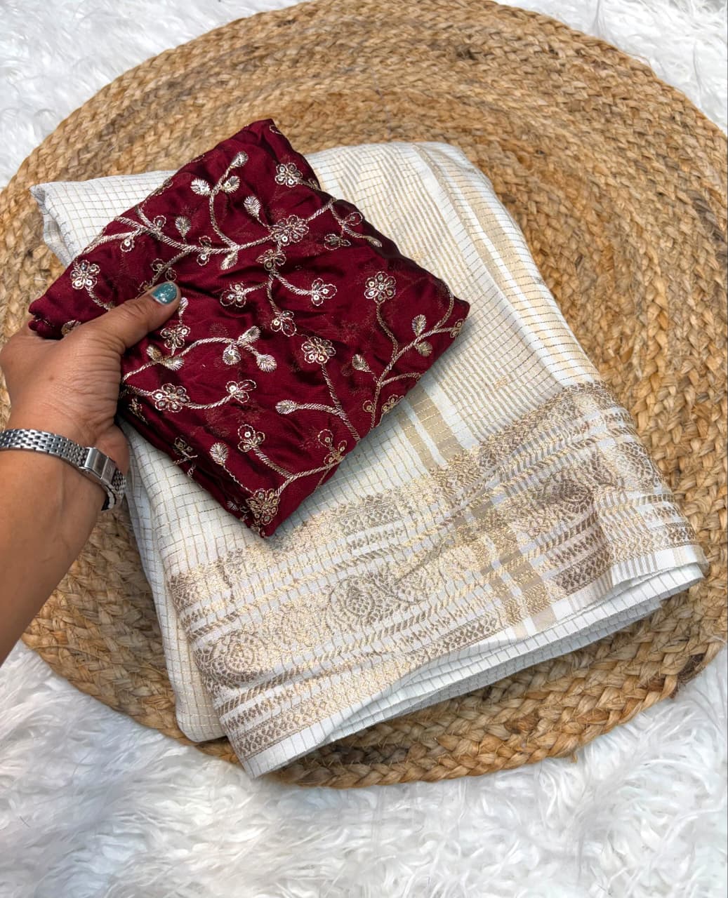 Russian Dola Chex Viscose Saree with Rangoli Embroidered Blouse