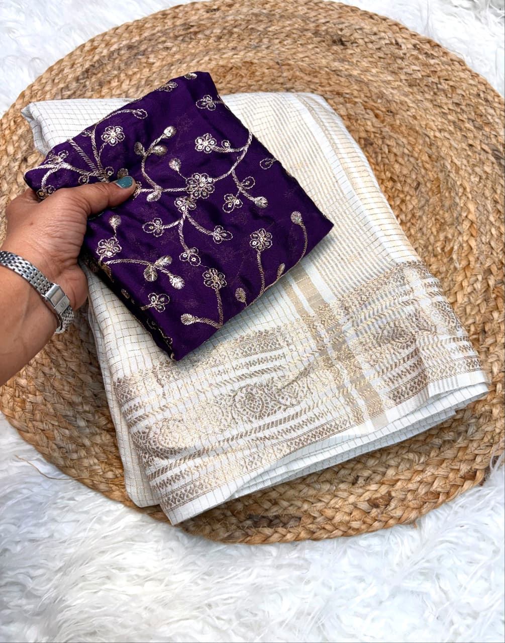 Russian Dola Chex Viscose Saree with Rangoli Embroidered Blouse