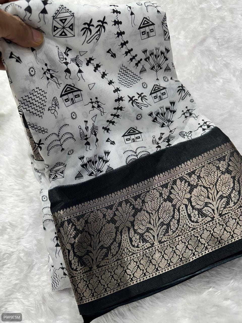 Semi Dola Bhadni Saree with Weaving Border