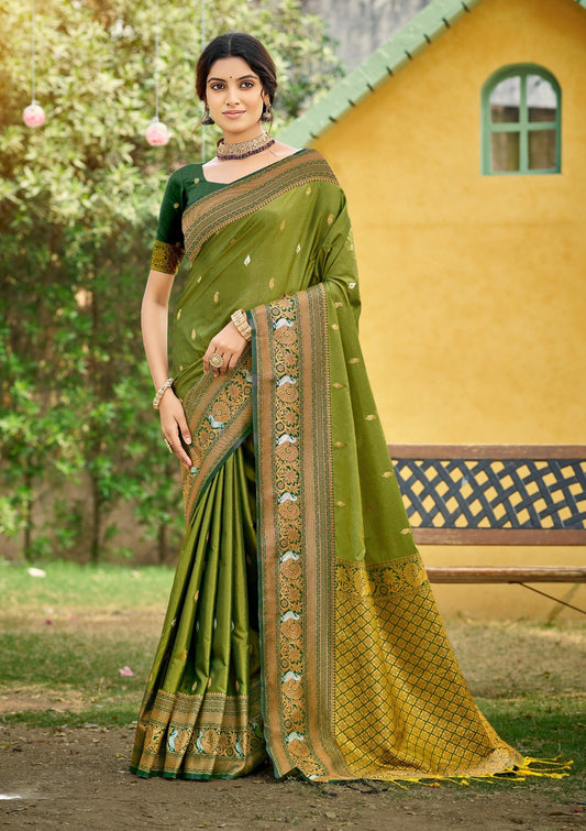 Silk Saree with Matching Silk Blouse Piece