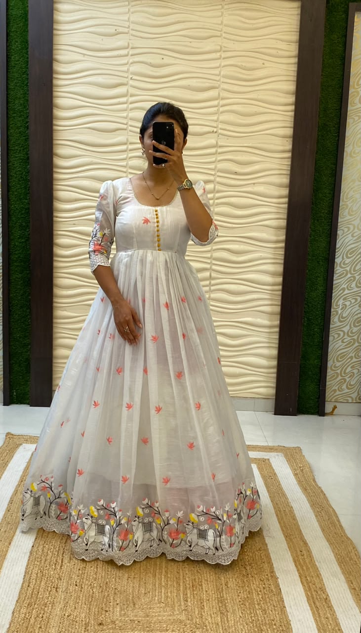 Soft Crush Gown with Pichwai Embroidery & Arco Border – Fully Stitched