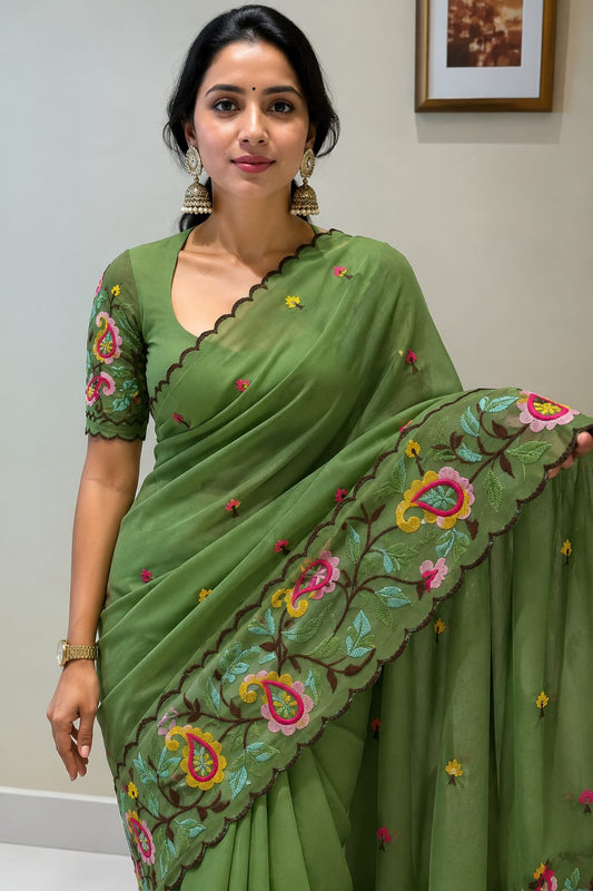 Star Georgette Saree with Embroidered Work and Blouse Piece