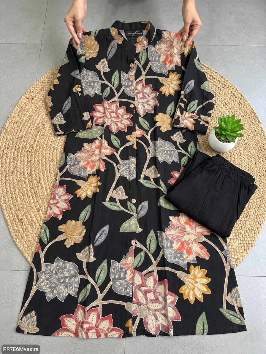 Floral Printed Textured Cotton Kurta Set with Pocket