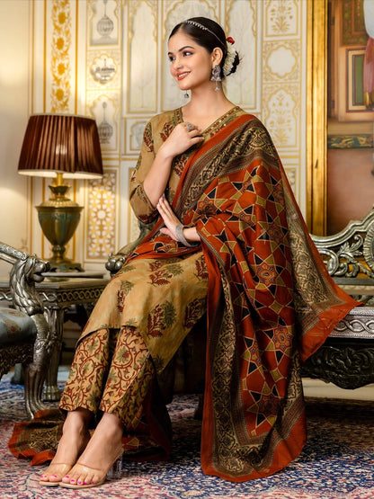 V Neck Azrak Floral Print Cotton Suit Set with Kurti, Pant & Dupatta