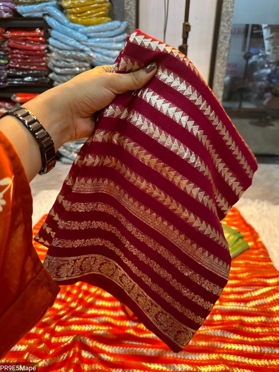 Viscose Georgette Saree with Running Blouse