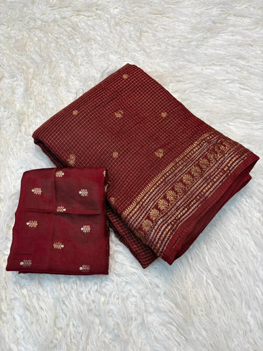 Viscose Russian Dola Saree with Weaving Checks and Peacock Border