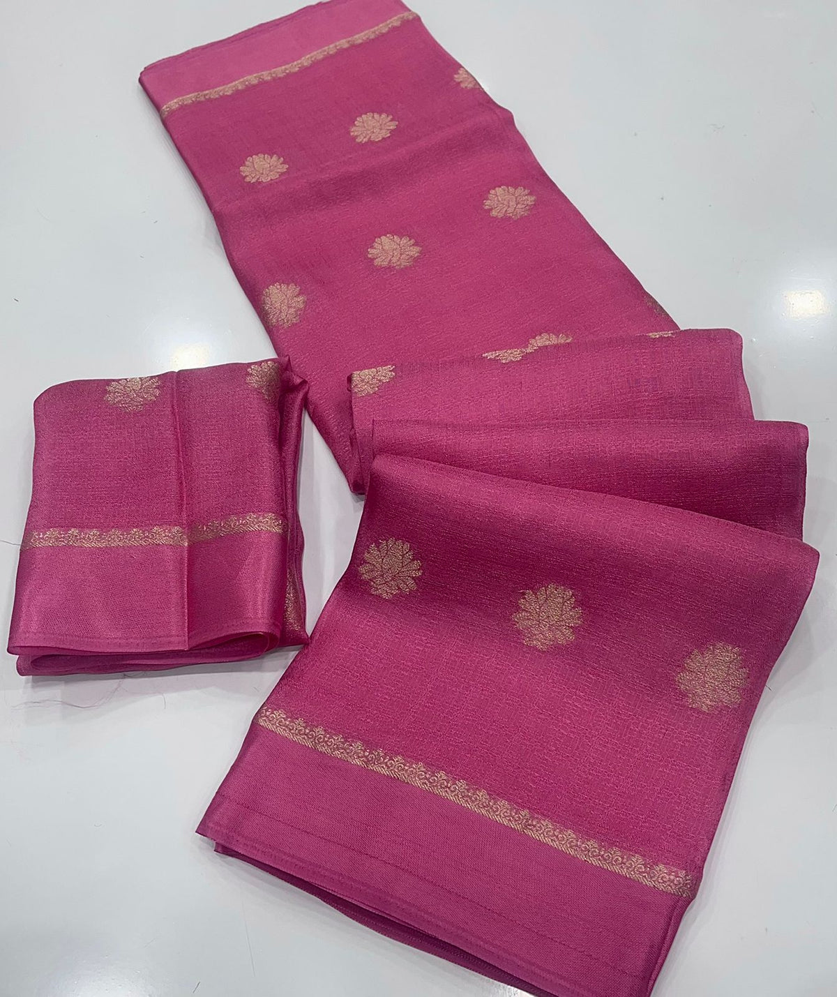 Viscose Silk Saree with Satin Border & Jacquard Leaf Design