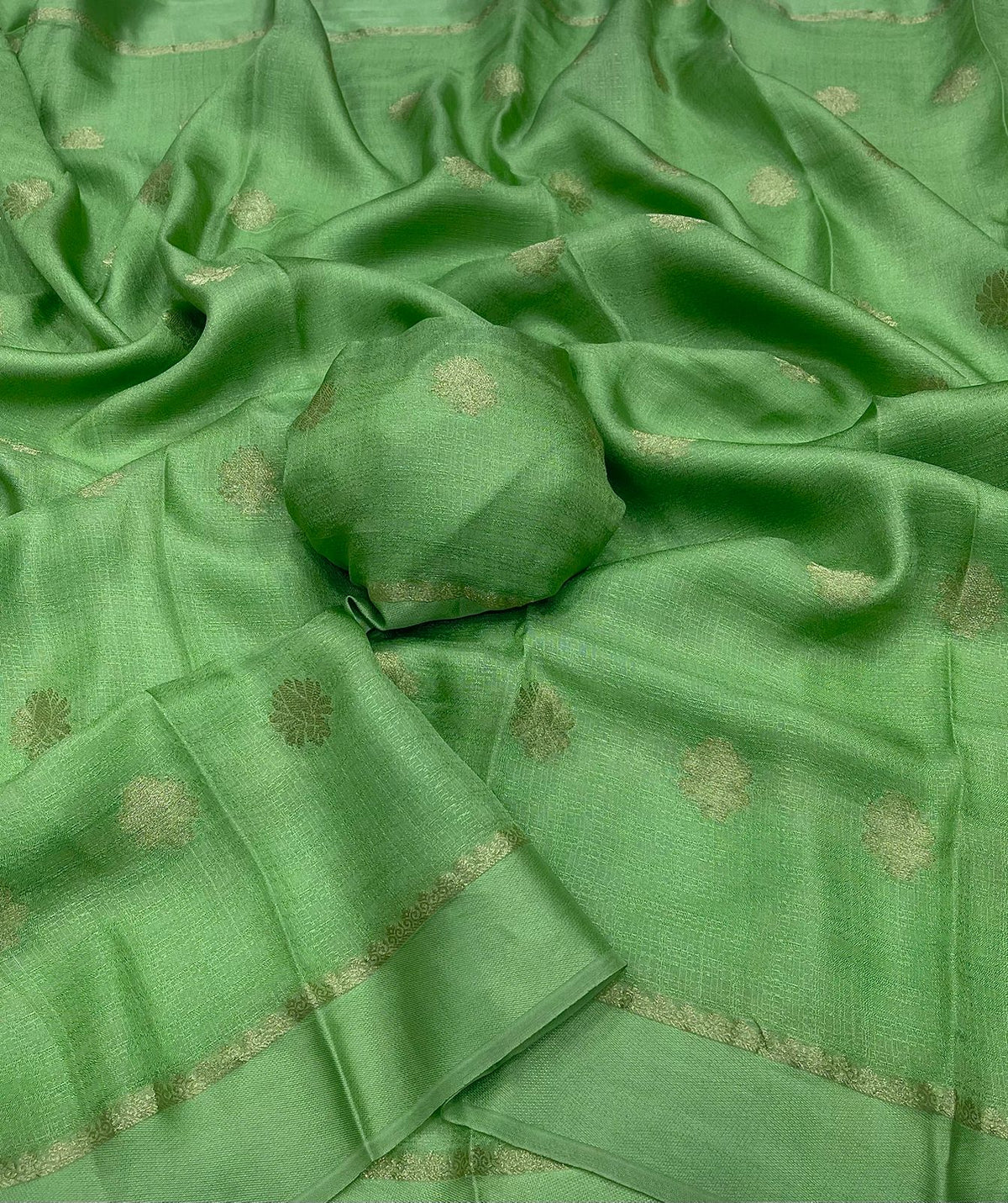 Viscose Silk Saree with Satin Border & Jacquard Leaf Design