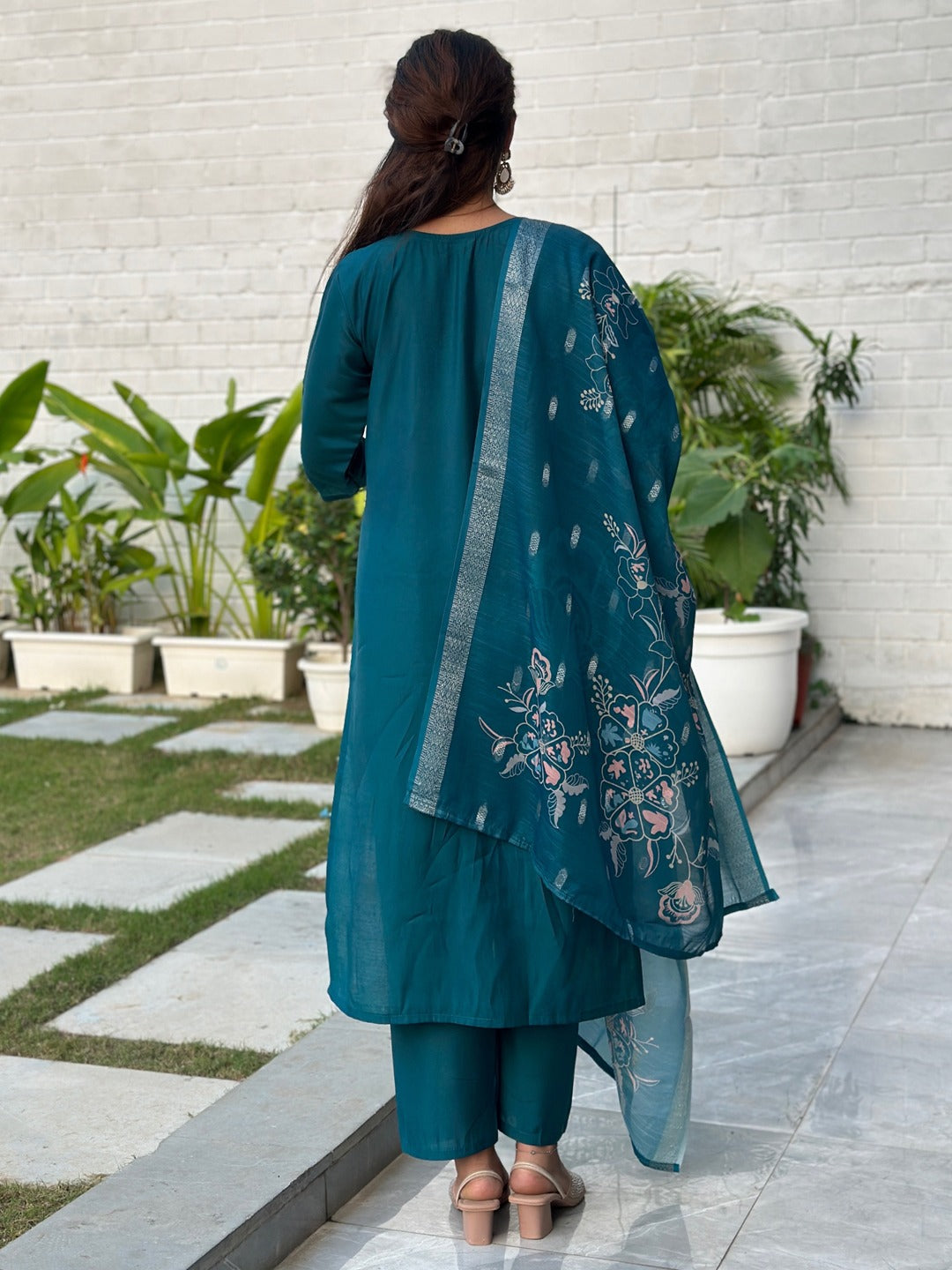 Teal Silk Blend Kurta Pant Dupatta Set with Embroidery for Women